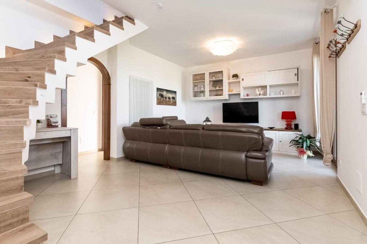 Villa Luxury - Sarzana Luni Экстерьер фото